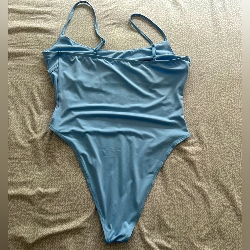 Elegant Blue Women's Bodysuit NWOT - Picture 3 of 3